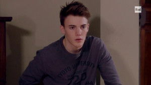 Tommy in love / A letter for Giada