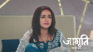 Suraj Saves Jagriti From Akash