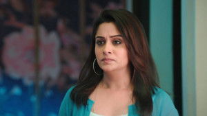 Sonakshi Exposes Nishi