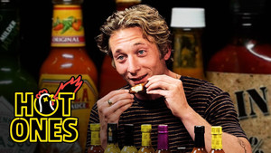 Jeremy Allen White Embraces Chaos While Eating Spicy Wings